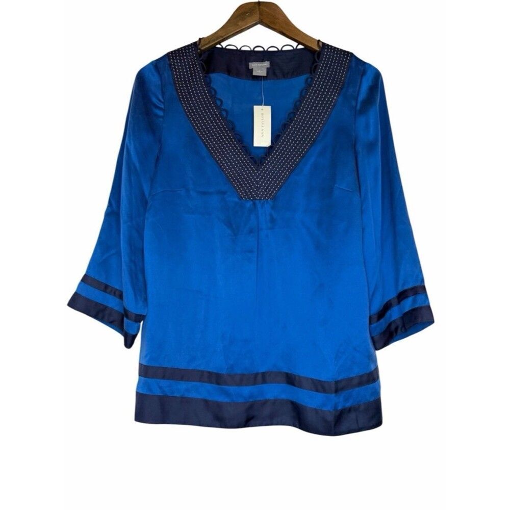 NWT Ann Taylor 100% Silk 3/4 Sleeve Blouse Top size 8 Royal Blue V-Neck Pullover